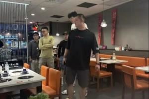🤩试训卫冕冠军？网友在波士顿火锅店偶遇杨瀚森