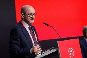 马卡：西班牙有意申办2029年世俱杯，西足协主席抵达美国会面FIFA